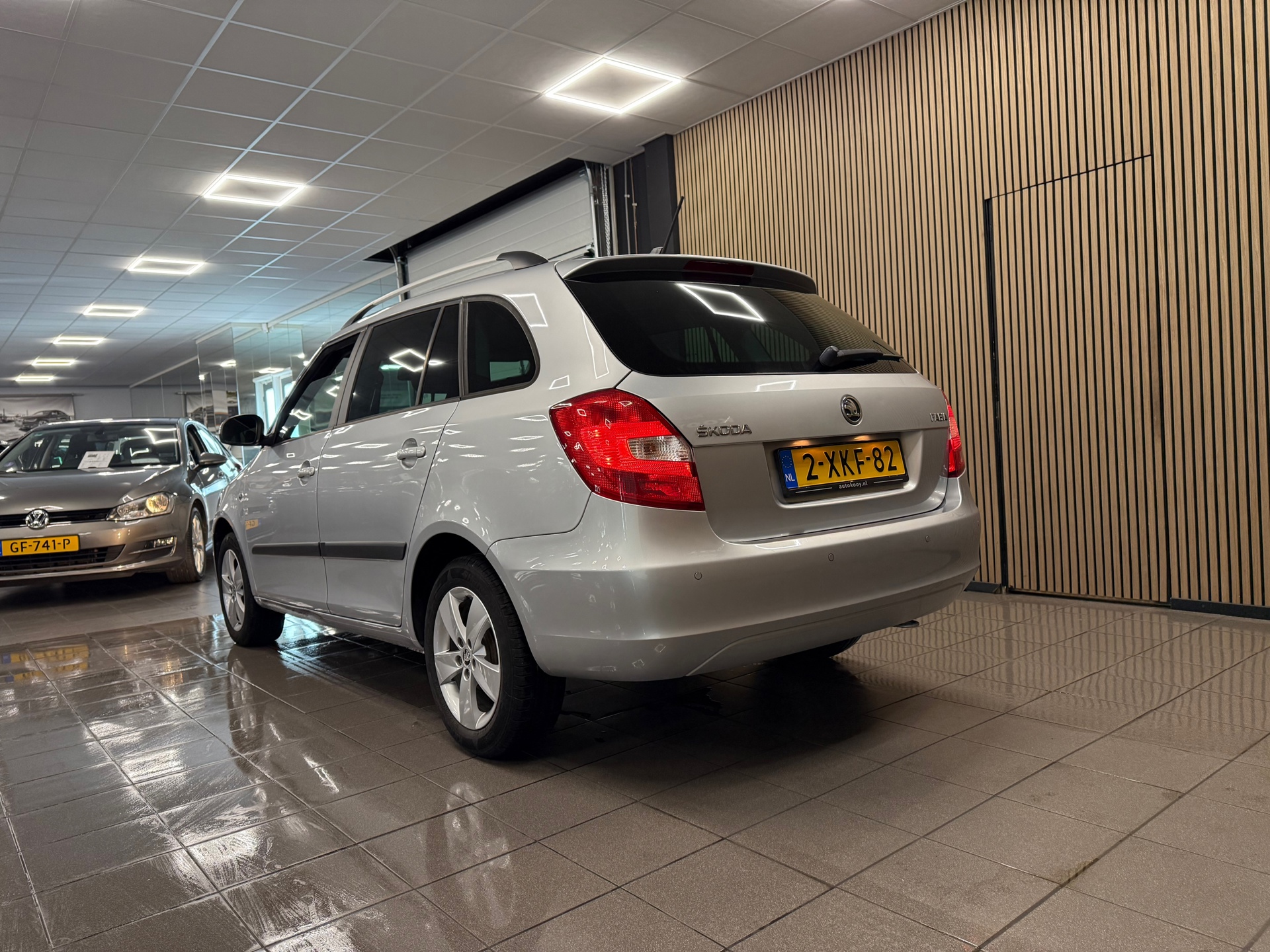 https://www.autokooy.nl//xml/images/57186008-3.JPG