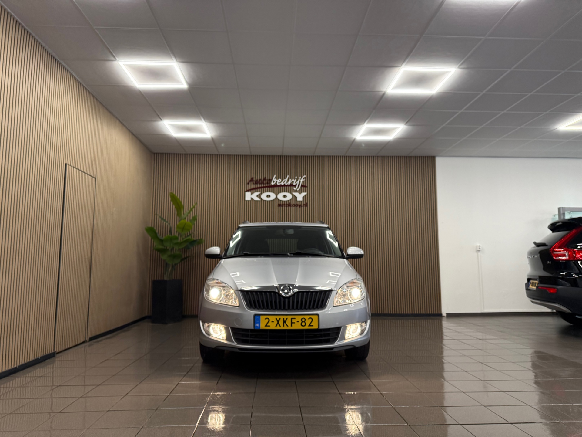 https://www.autokooy.nl//xml/images/57186008-8.JPG
